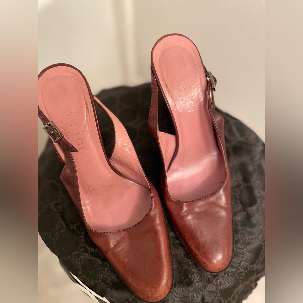 Gucci brown leather pumps (vintage)